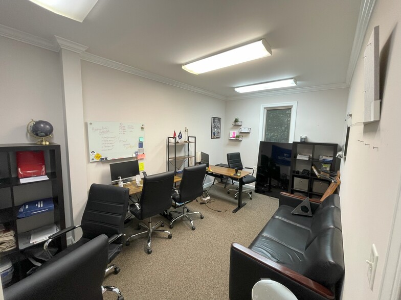 7951 Monument Ln, Raleigh, NC for lease - Interior Photo - Image 2 of 6