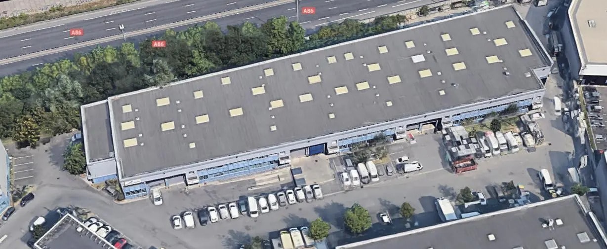 Flex in La Courneuve for lease Aerial- Image 1 of 5