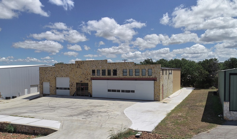 166 Ramjet, Spring Branch, TX for lease - Building Photo - Image 1 of 7