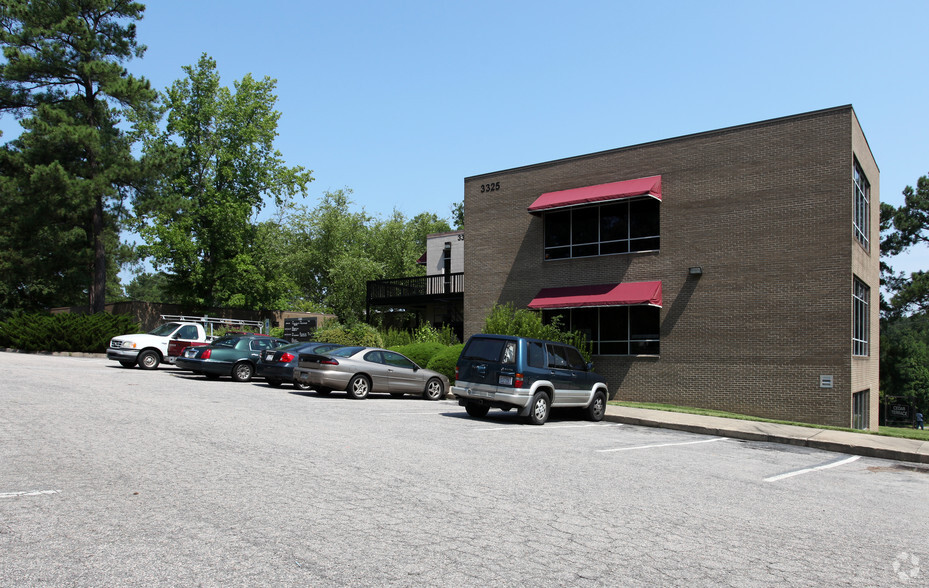 3325 Durham Chapel Hill Blvd, Durham, NC for lease - Building Photo - Image 3 of 7