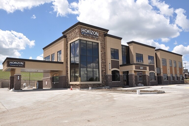 1207 W Divide Ave, Bismarck, ND for sale - Primary Photo - Image 1 of 1