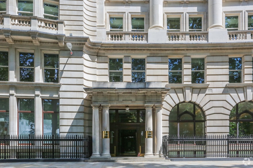 16 Finsbury Circ, London for sale - Building Photo - Image 1 of 1