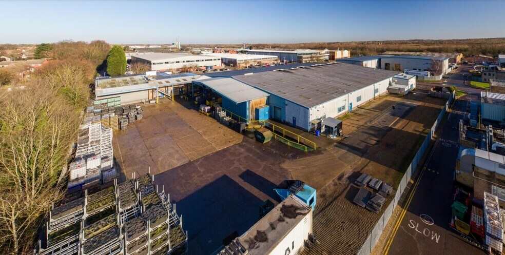 3 Freebournes Rd, Witham for sale - Primary Photo - Image 1 of 1