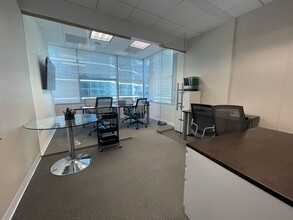 1395 Brickell Ave, Miami, FL for lease Interior Photo- Image 1 of 3