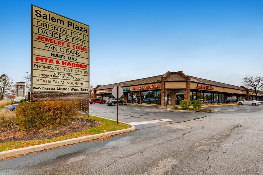 1049-1093 N Salem Dr, Schaumburg, IL for lease - Building Photo - Image 1 of 28