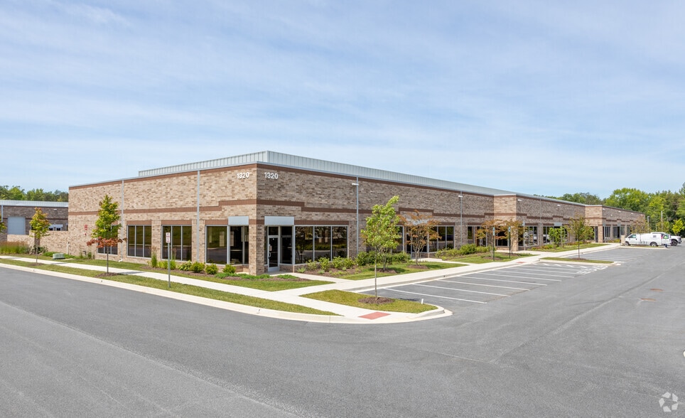 White Marsh Blvd, Middle River, MD for lease - Building Photo - Image 2 of 8