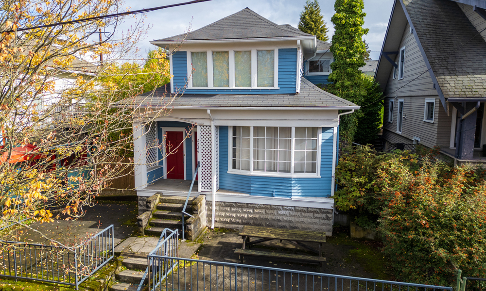 2226 Queen Anne Ave N, Seattle, WA for sale Building Photo- Image 1 of 8