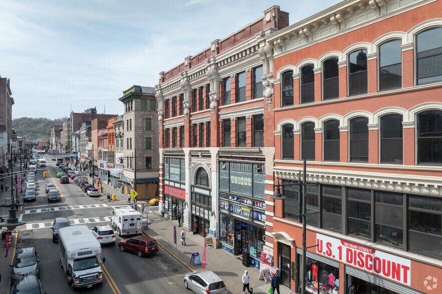 186 Main St, Paterson, NJ for lease - Building Photo - Image 2 of 5
