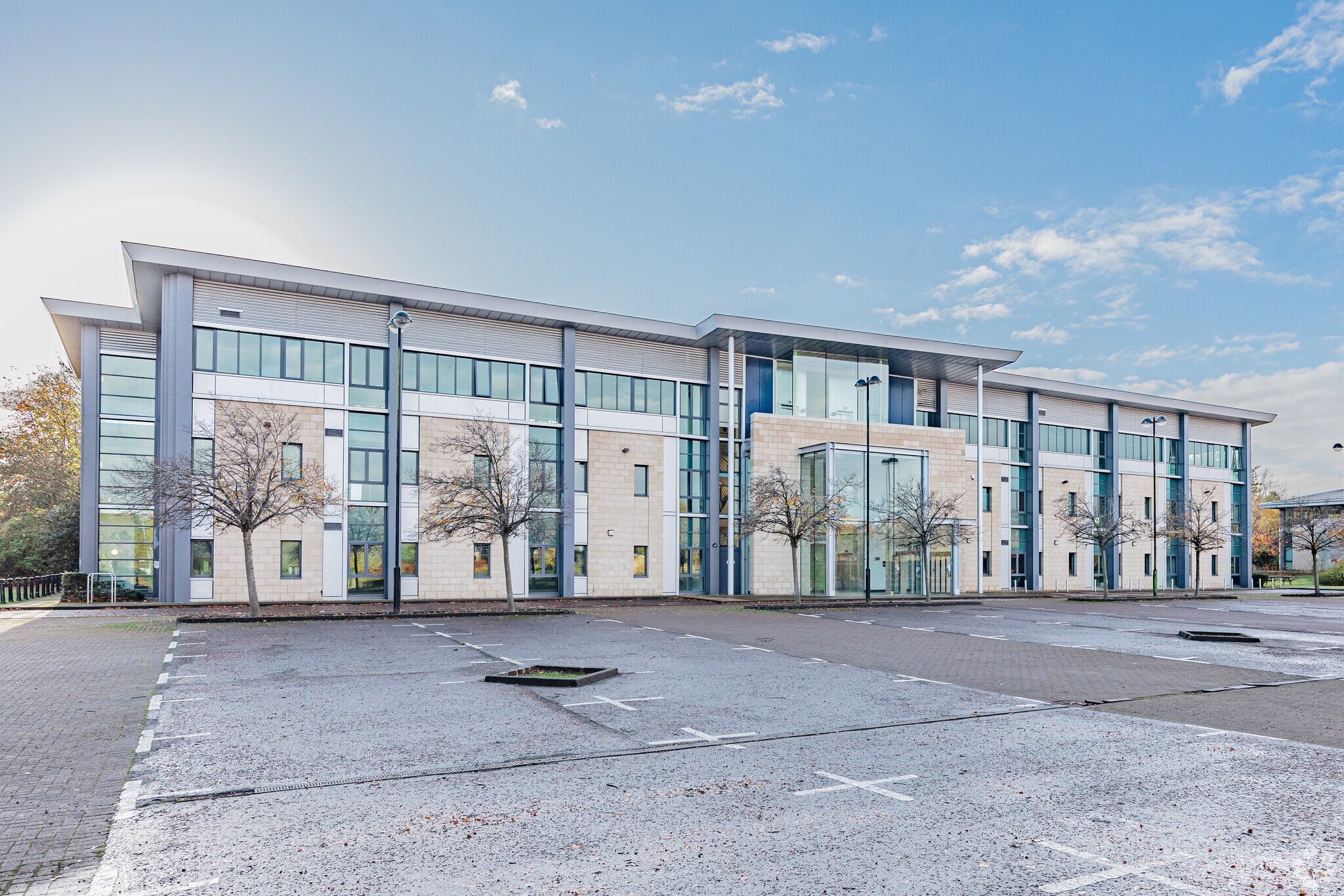 Almondvale Way, Livingston for sale Primary Photo- Image 1 of 1