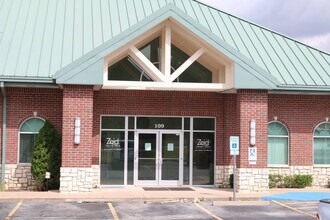 109 Zeid Blvd, Henderson, TX for lease Building Photo- Image 1 of 13