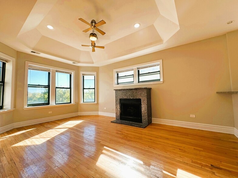 6618 S Kenwood Ave, Chicago, IL for sale - Building Photo - Image 3 of 5