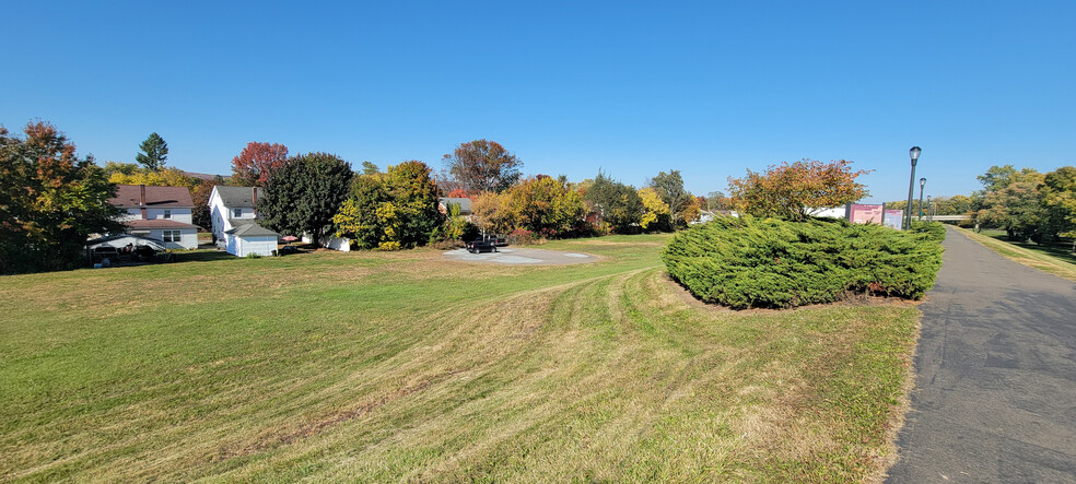 175 Market Street, Kingston, PA for sale - Building Photo - Image 3 of 6