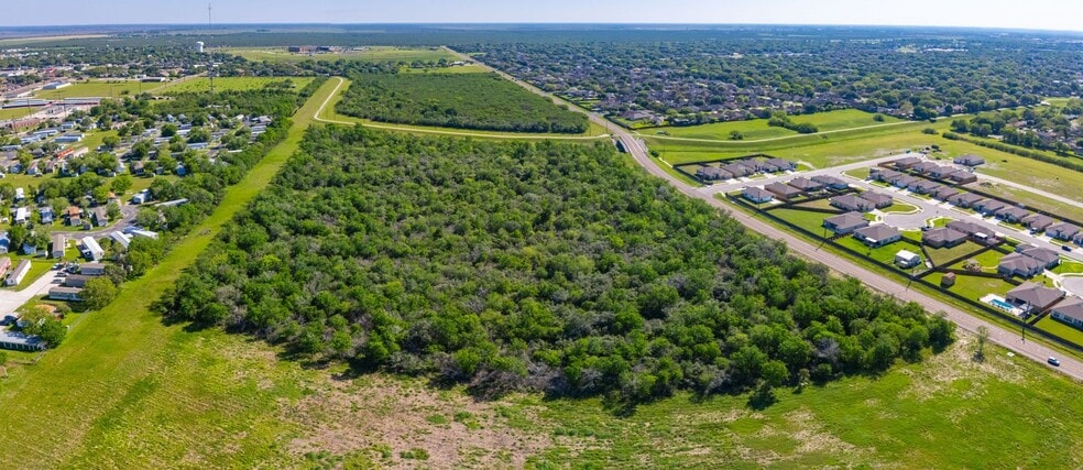 Ben Jordan 24, Victoria, TX for sale - Building Photo - Image 2 of 10