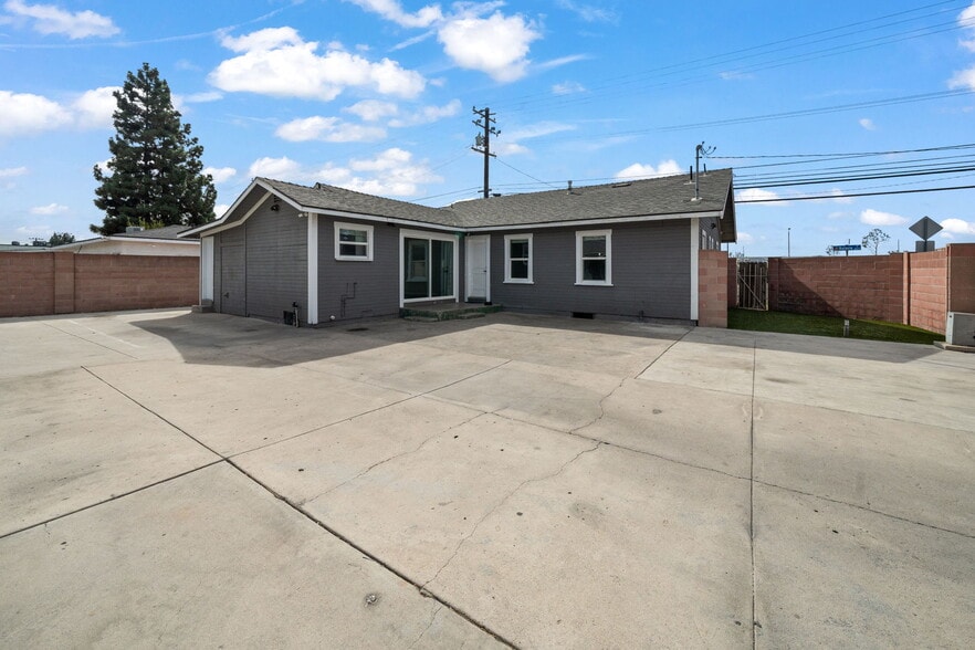 2283 N Batavia St, Orange, CA for sale - Building Photo - Image 3 of 43