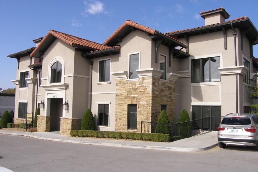 8913 S Yale Ave, Tulsa, OK 74137