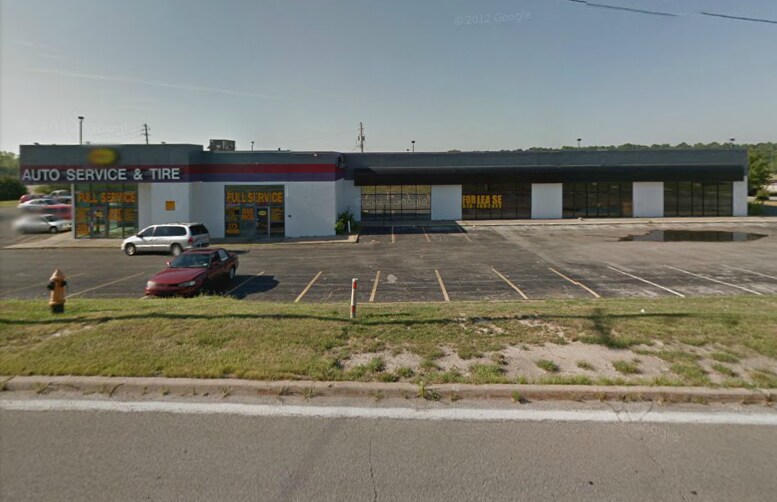 13801-13811 E US Highway 40, Independence, MO for sale Building Photo- Image 1 of 1