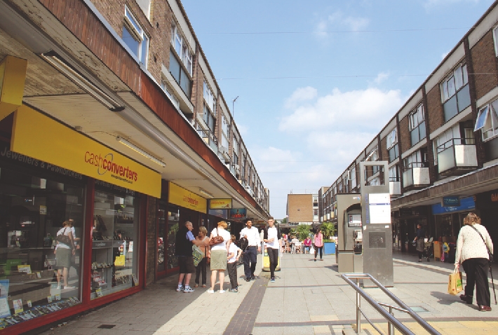 2-8 Queensway, Stevenage for sale - Building Photo - Image 1 of 1