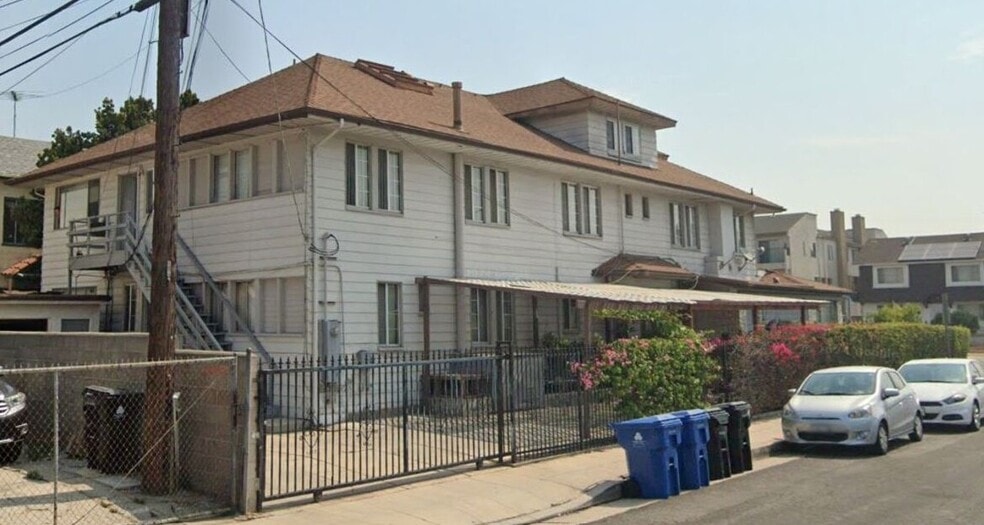 903 Edgemont St, Los Angeles, CA for sale - Building Photo - Image 2 of 3