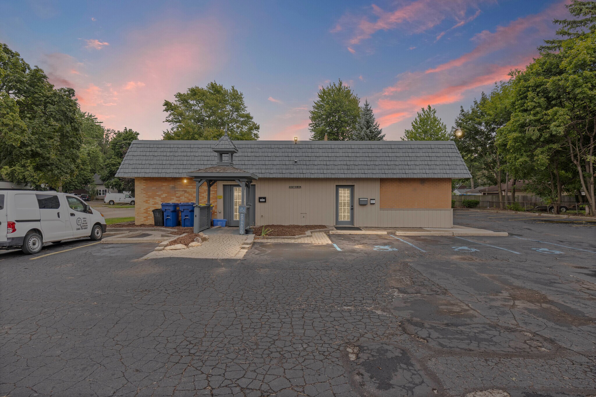 230 North Ave, Mount Clemens, MI for sale Building Photo- Image 1 of 22