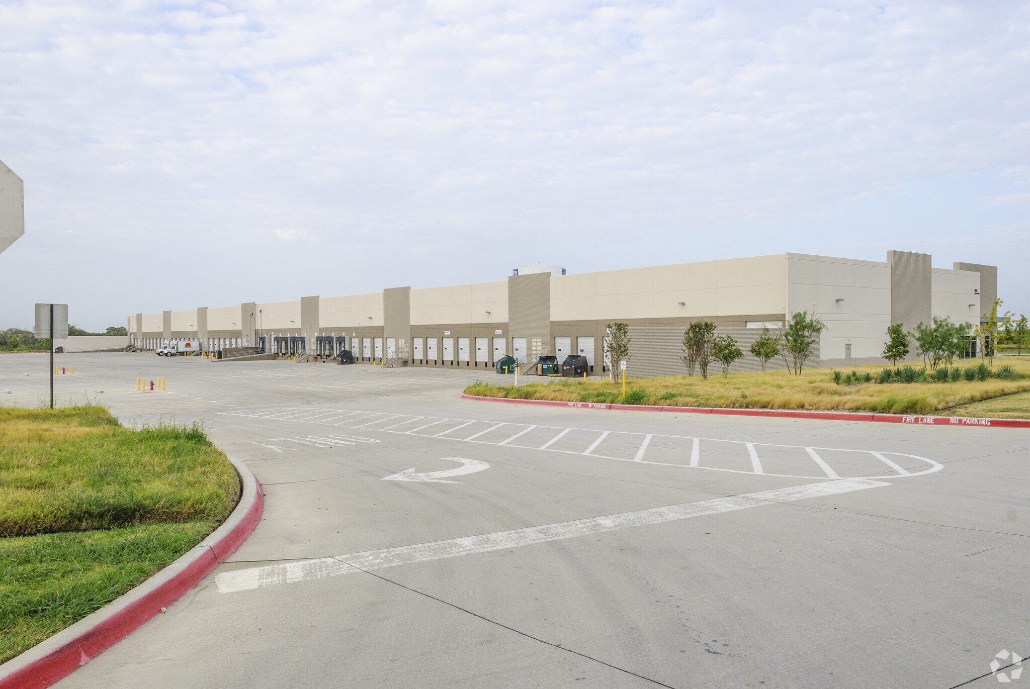 1160 Mustang Dr, Dallas, TX for sale Primary Photo- Image 1 of 1