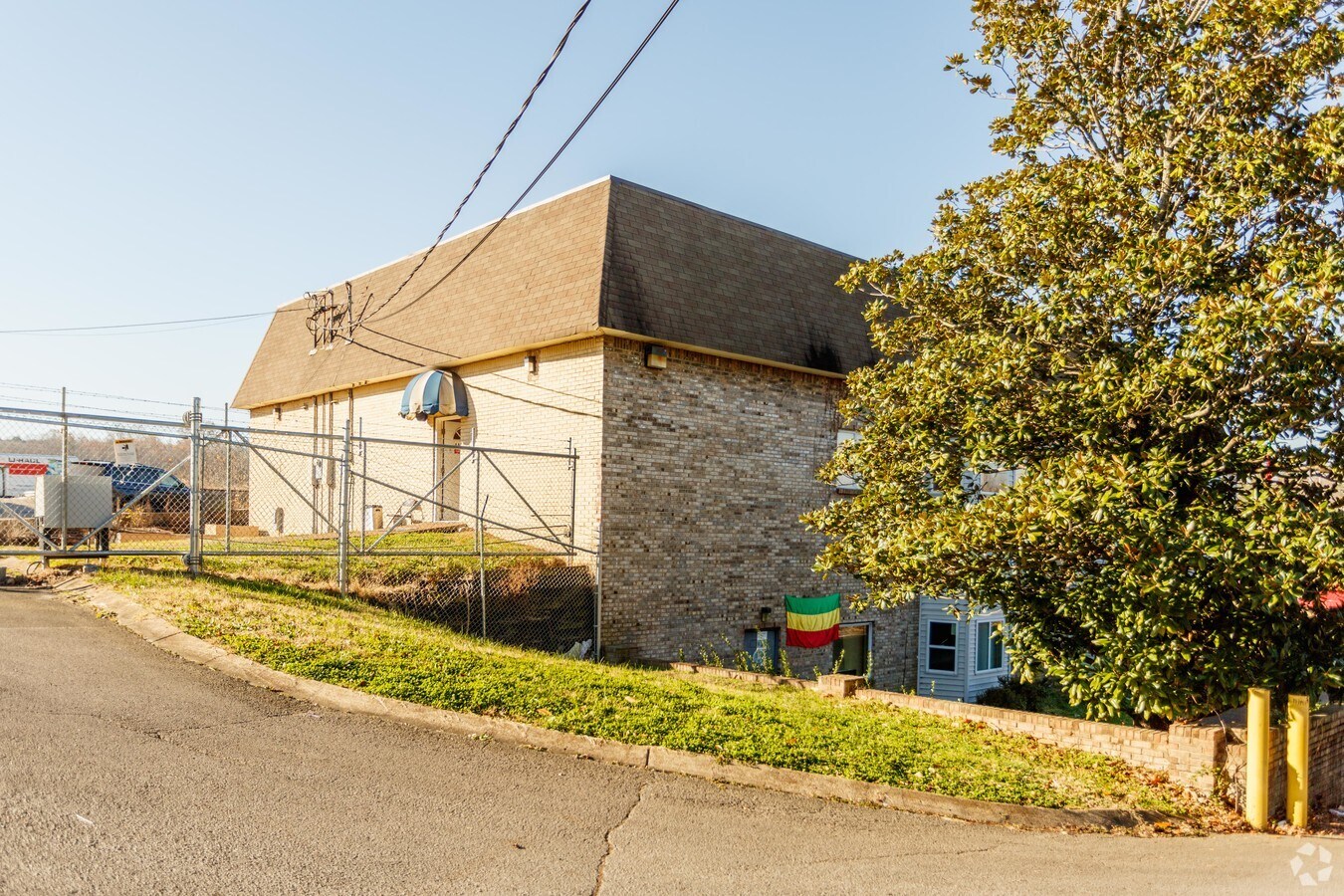 458 Bell Rd, Nashville, TN 37217