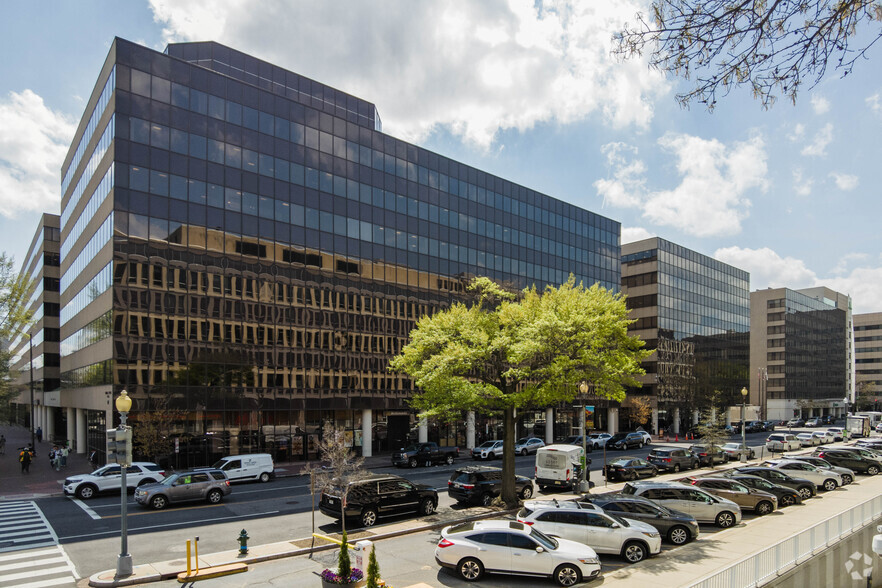 400 C St SW, Washington, DC for lease - Building Photo - Image 3 of 5