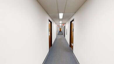 805-815 E Rand Rd, Arlington Heights, IL for lease Building Photo- Image 2 of 3