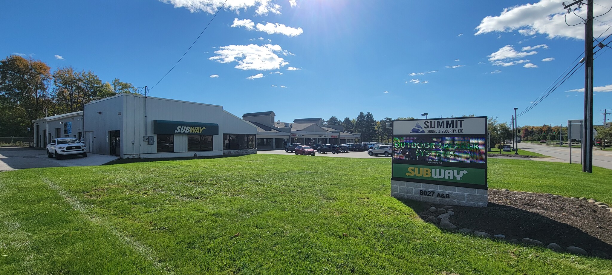 7955-7995 Darrow Rd, Twinsburg, OH for lease Building Photo- Image 1 of 9