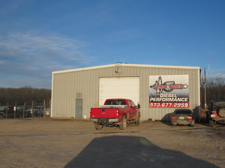 904 Highway P, Cuba, MO for sale - Primary Photo - Image 1 of 1