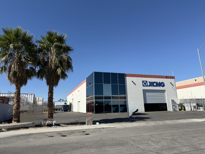 5145 Schirlls St, Las Vegas, NV for lease - Building Photo - Image 2 of 2