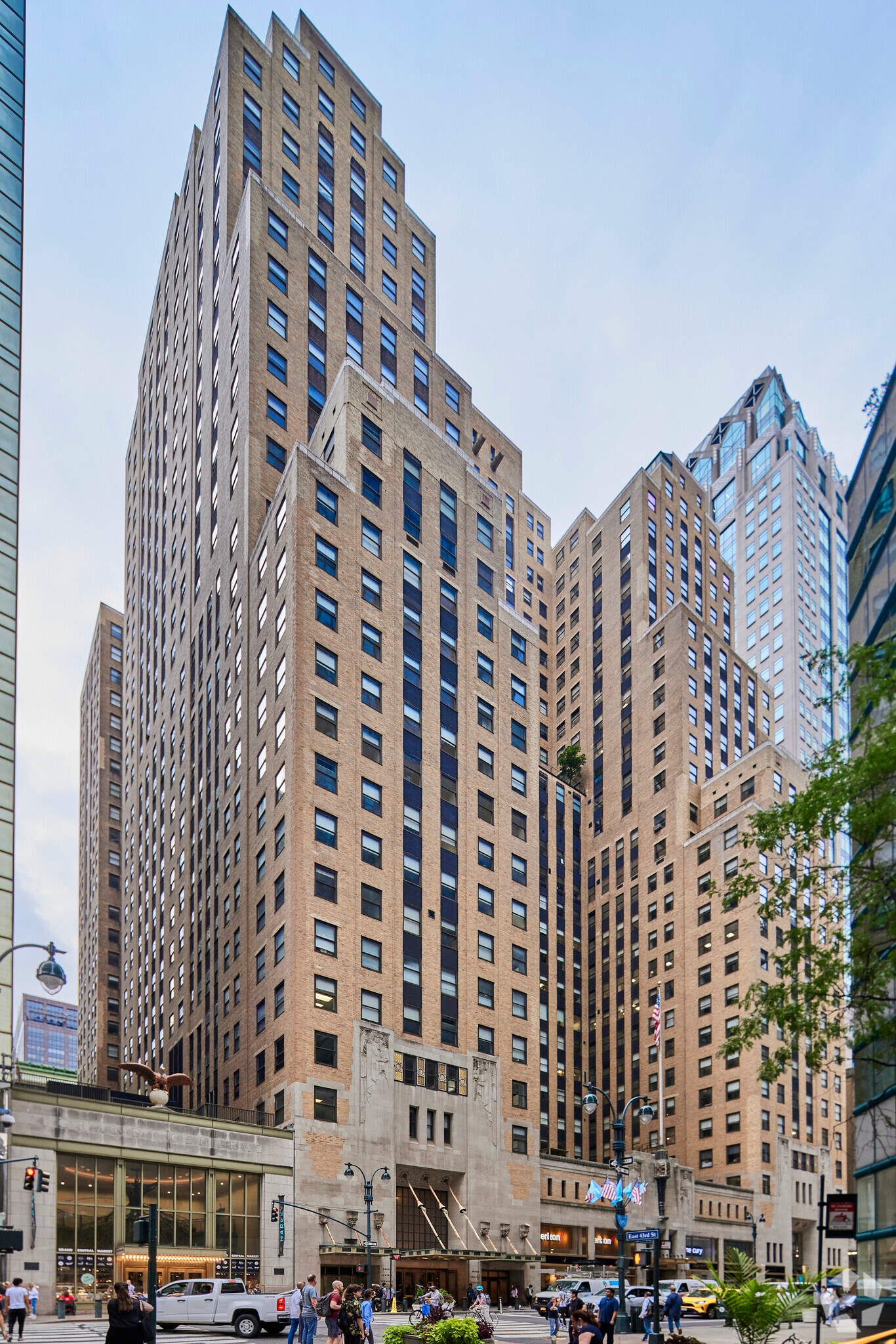 420 Lexington Ave, New York, NY for lease Primary Photo- Image 1 of 32