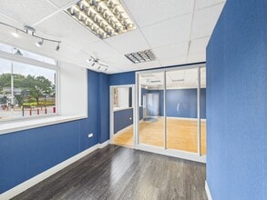 24 The Cross, Prestwick for lease Interior Photo- Image 1 of 3