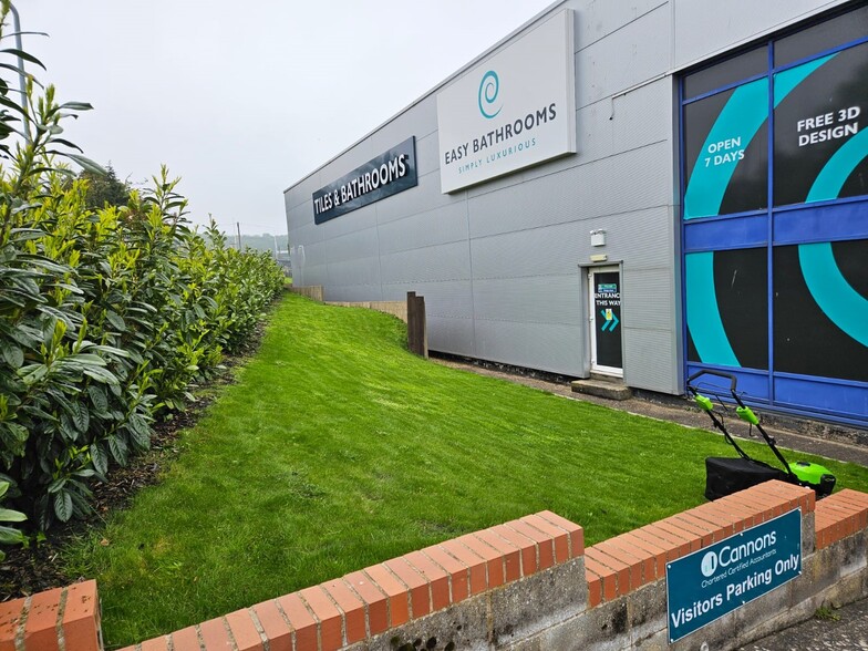 1A Park Farm Rd, Folkestone for sale - Building Photo - Image 1 of 1