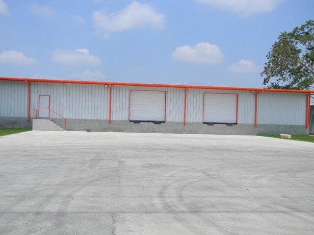 711 E Produce Rd, Hidalgo, TX for lease - Building Photo - Image 3 of 5