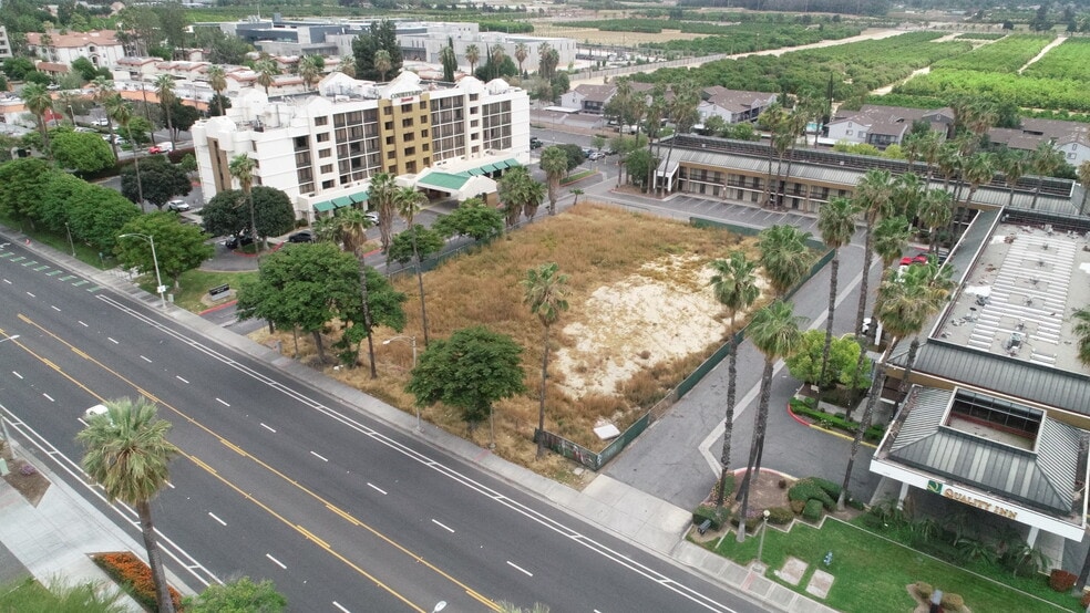 1550 University Ave, Riverside, CA for sale - Building Photo - Image 3 of 22
