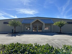 Industrial Property | 31,861sf | 2.5acre - Warehouse