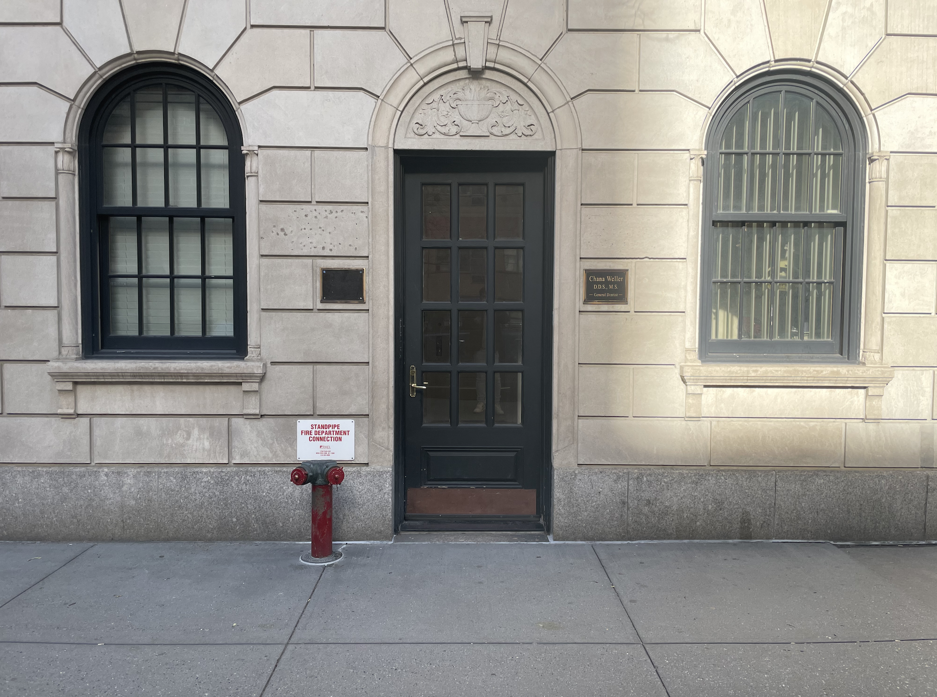 41 W 72nd St, New York, NY for lease Building Photo- Image 1 of 11