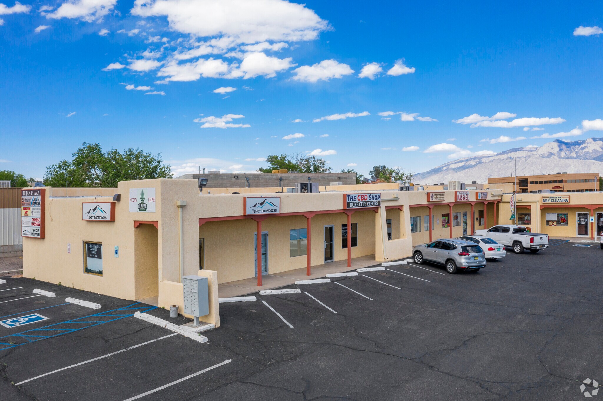 1520 Deborah Rd, Rio Rancho, NM for sale Primary Photo- Image 1 of 1