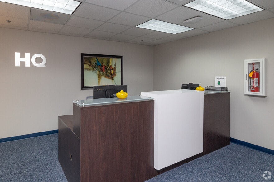 16 Biltmore Ave, Asheville, NC for lease - Interior Photo - Image 2 of 27