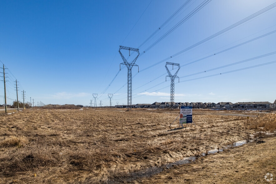 5960 Fernbank, Ottawa, ON for lease - Primary Photo - Image 1 of 4