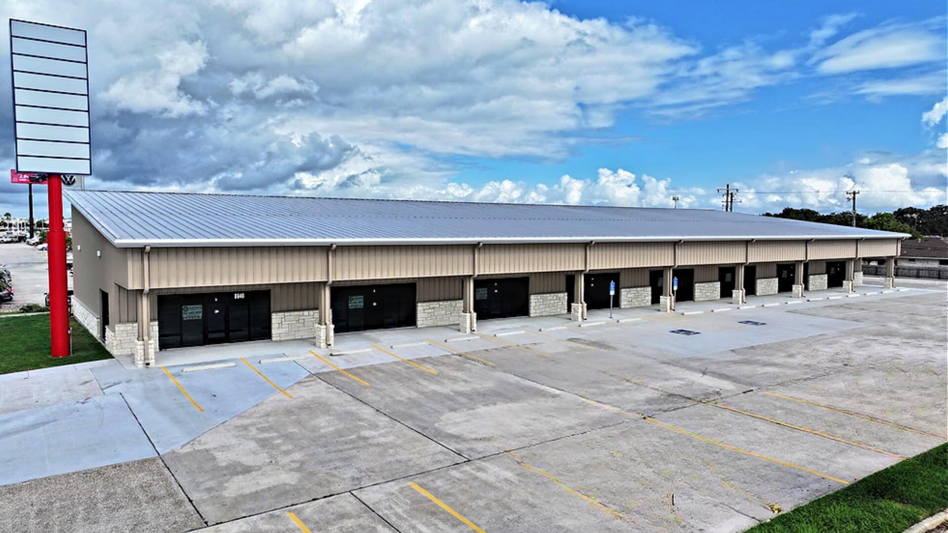 6940 S Padre Island Dr, Corpus Christi, TX for lease Building Photo- Image 1 of 8