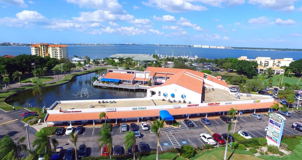 5901 Sun Blvd, Saint Petersburg, FL, 33715 Office/Retail Space For