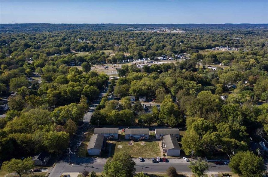 1367 Clay St, Bowling Green, KY 42101 REDUCED Kinnidi Place