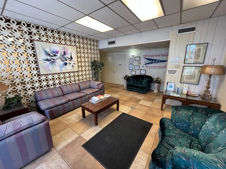 100 Industrial Ave, Odessa, TX for sale - Interior Photo - Image 3 of 16