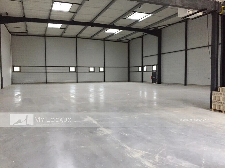 Industrial in Argenteuil for lease - Building Photo - Image 3 of 8