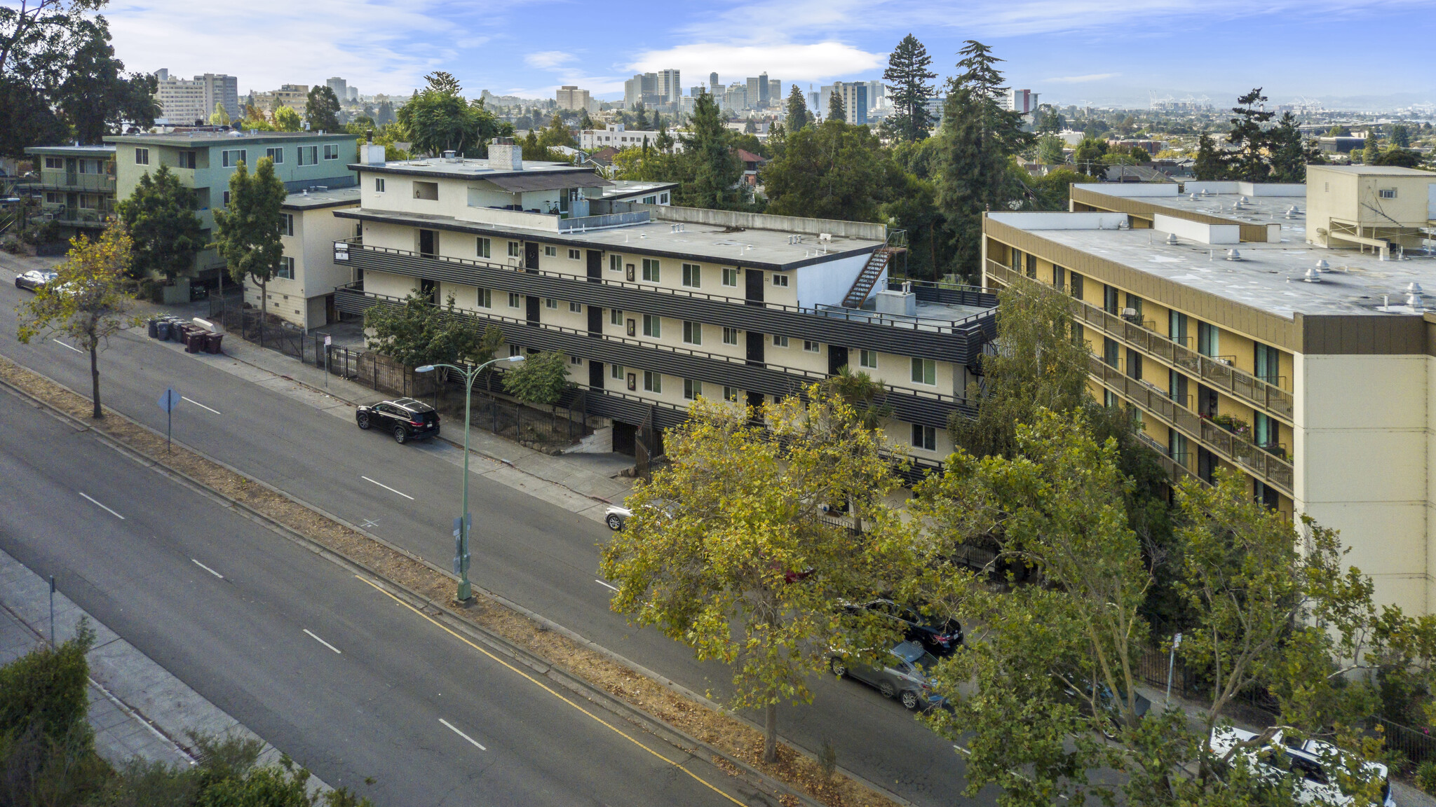 1985 Pleasant Valley Ave, Oakland, CA for sale Building Photo- Image 1 of 1