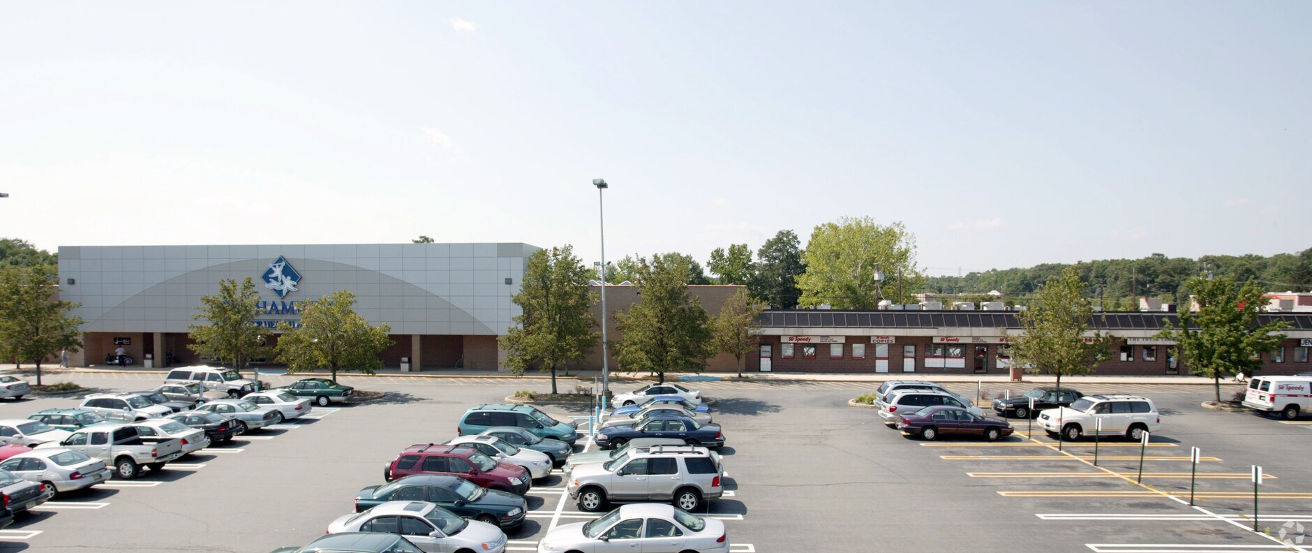 3100 Quakerbridge Rd, Hamilton, NJ 08619 Clover Shopping Center