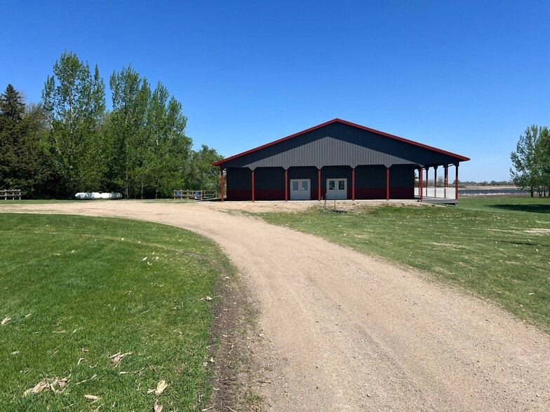 24496 80th Ave N, Hawley, MN for lease - Building Photo - Image 3 of 13