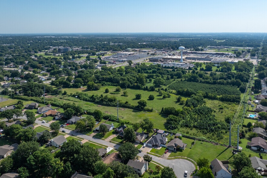15604 E 101st St, Broken Arrow, OK for sale - Aerial - Image 3 of 8