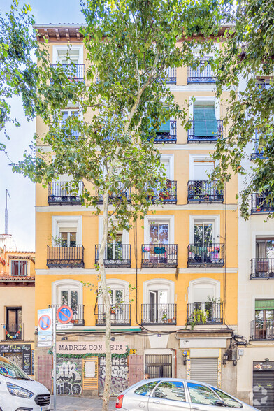 Calle De La Ribera De Curtidores, 11, Madrid, Madrid for sale - Primary Photo - Image 1 of 2